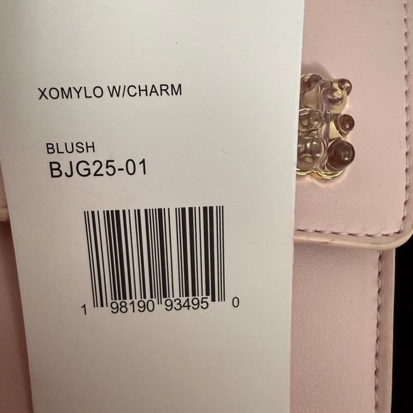 🆕 NWT and NIB Betsey Johnson pink mini bag with gummy bears - Picture 9 of 13